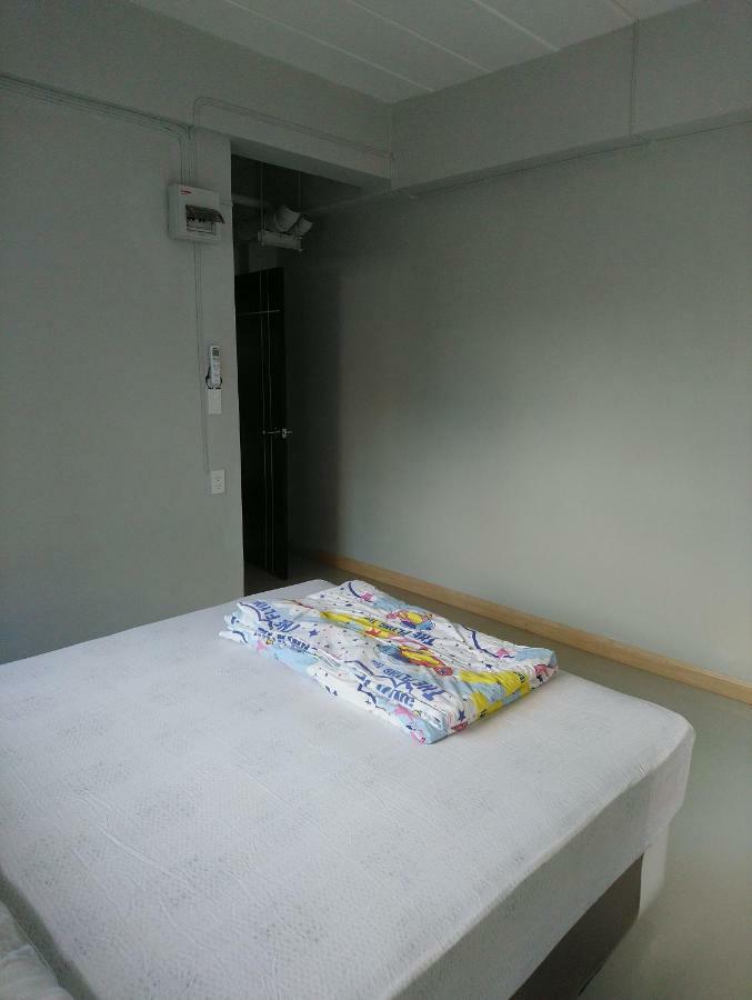808 Bangkok Apartamento Exterior foto
