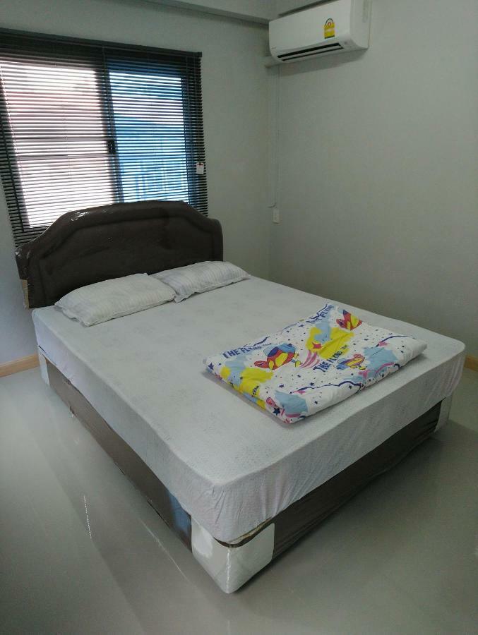 808 Bangkok Apartamento Exterior foto
